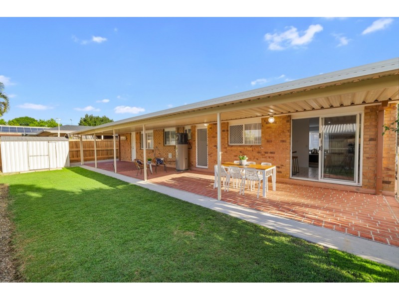 12 Bauhinia Street, Birkdale QLD 4159