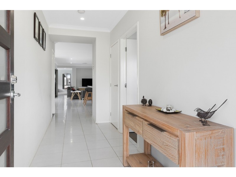 25 Brut Street, Mount Cotton QLD 4165