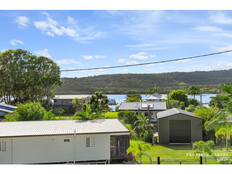61 Barcelona Terrace, Russell Island QLD 4184