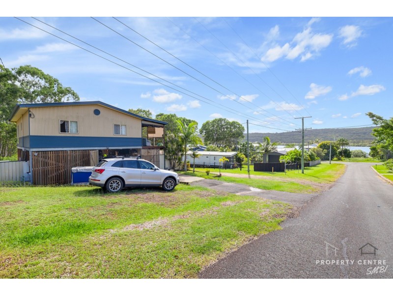 61 Barcelona Terrace, Russell Island QLD 4184
