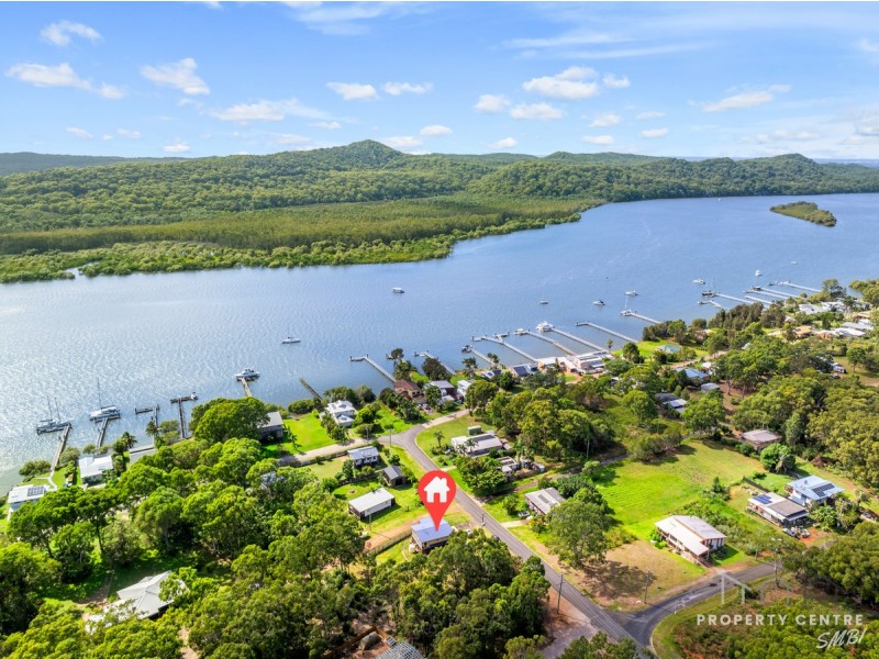 61 Barcelona Terrace, Russell Island QLD 4184