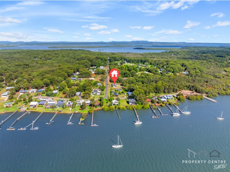 61 Barcelona Terrace, Russell Island QLD 4184