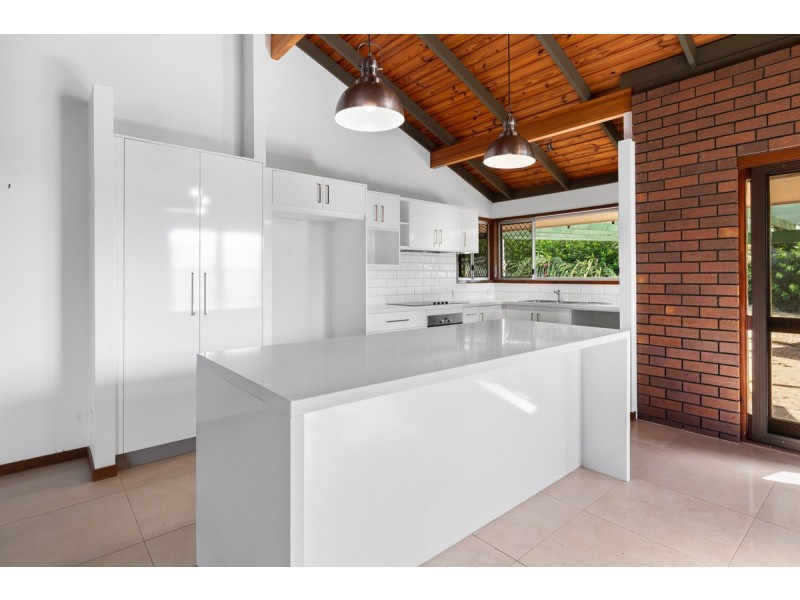 98 Bay Street, Cleveland QLD 4163