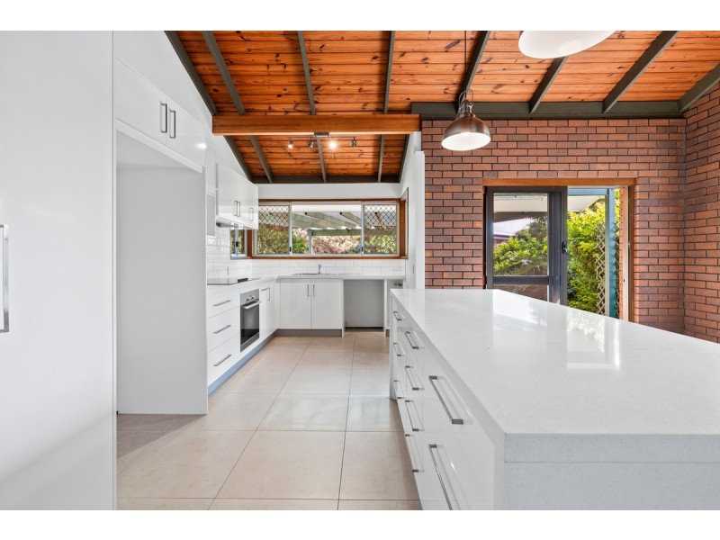 98 Bay Street, Cleveland QLD 4163