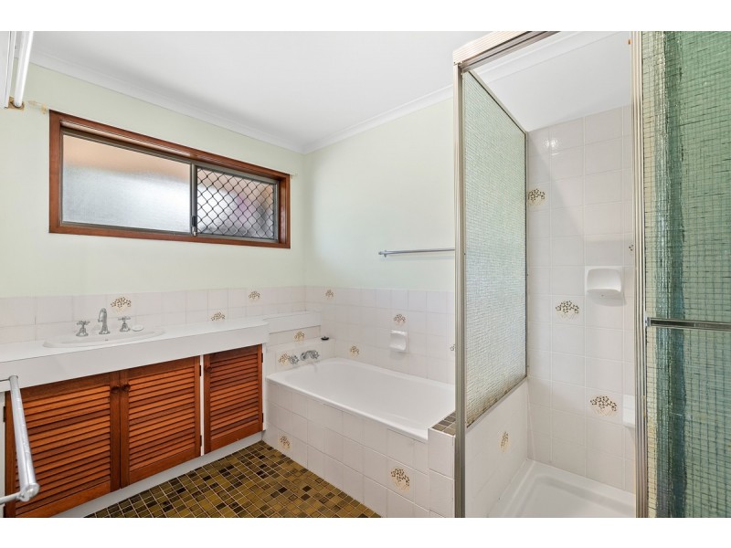 98 Bay Street, Cleveland QLD 4163