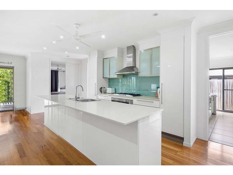 17-19 Tina Street, Redland Bay QLD 4165