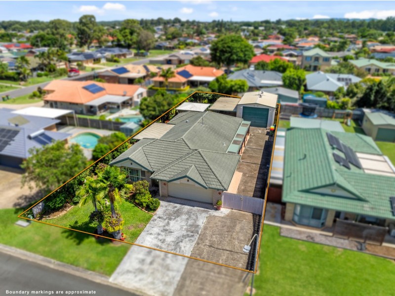 4 Kestrel Court, Victoria Point QLD 4165