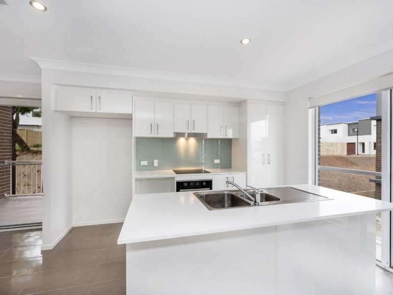 55/400 Tingal Road, Wynnum QLD 4178