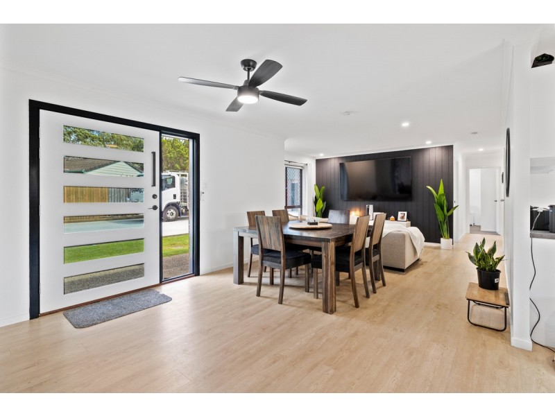 3 Terrier Court, Redland Bay QLD 4165