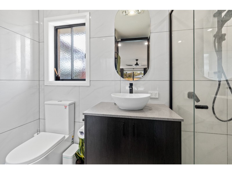 3 Terrier Court, Redland Bay QLD 4165