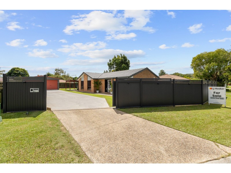 3 Terrier Court, Redland Bay QLD 4165