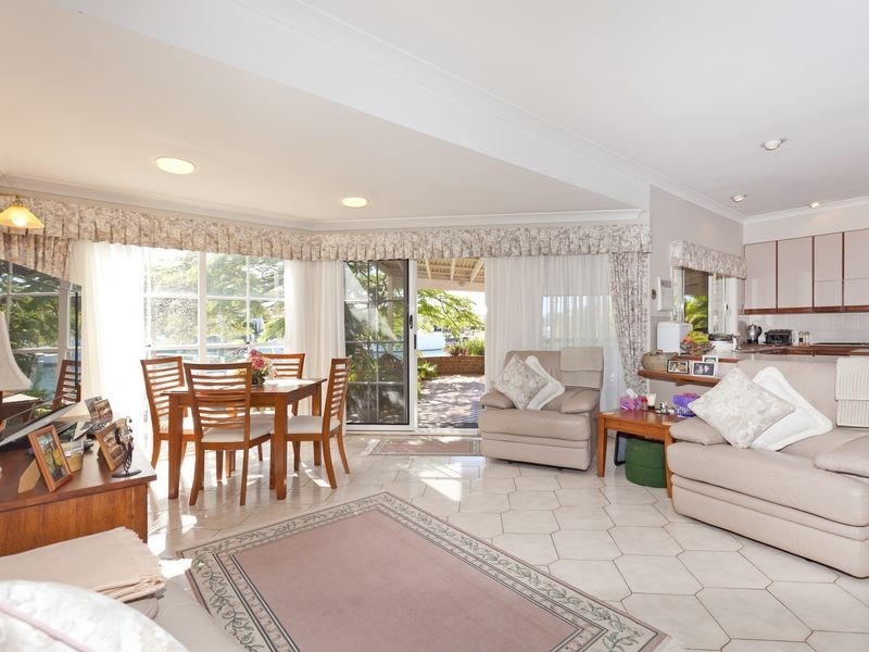 25 Captains Court, Raby Bay QLD 4163