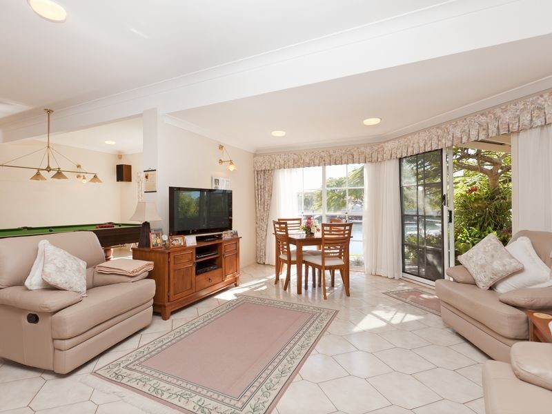 25 Captains Court, Raby Bay QLD 4163