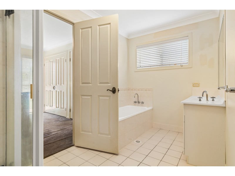 32 Booran Street, Lota QLD 4179