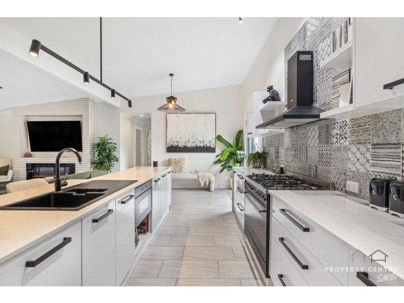 2 Billambang Street, Russell Island QLD 4184