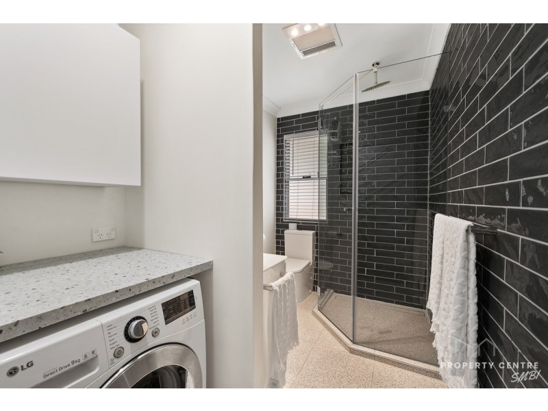 2 Billambang Street, Russell Island QLD 4184