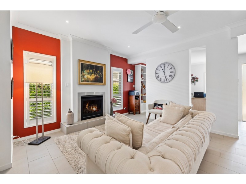 16 Clive Road, Birkdale QLD 4159