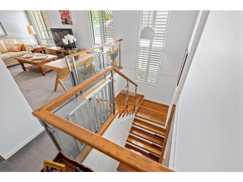 16 Clive Road, Birkdale QLD 4159