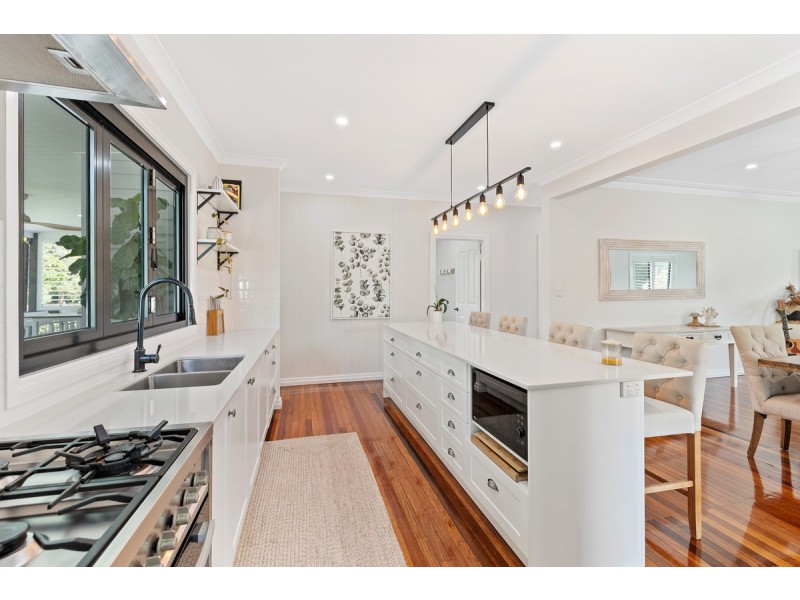 57 Broadwater Road, Mount Gravatt East QLD 4122