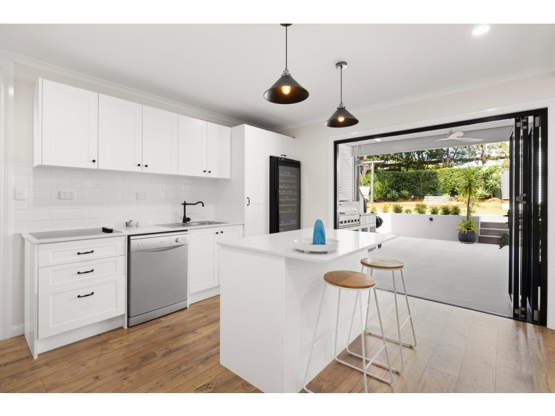 57 Broadwater Road, Mount Gravatt East QLD 4122