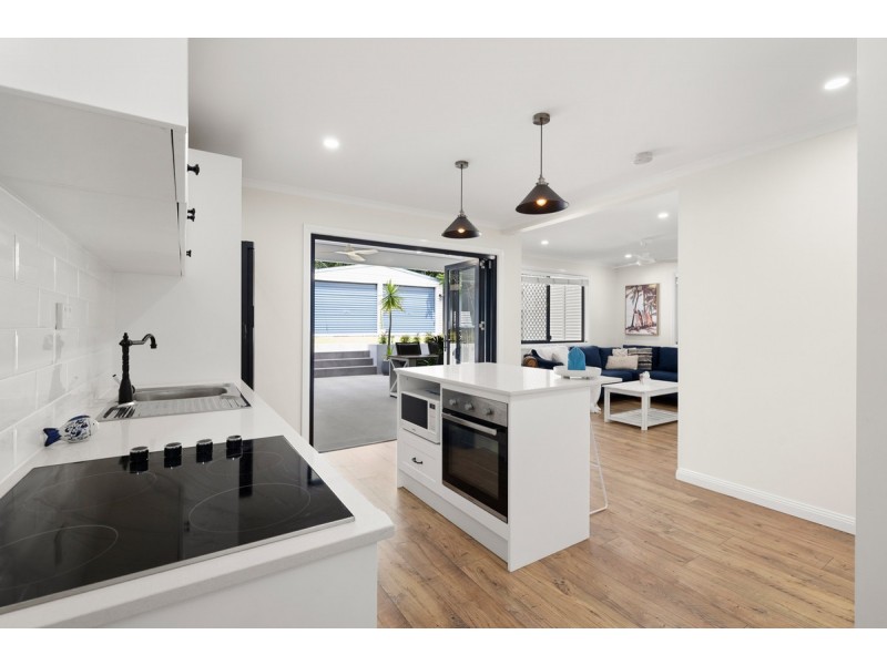 57 Broadwater Road, Mount Gravatt East QLD 4122