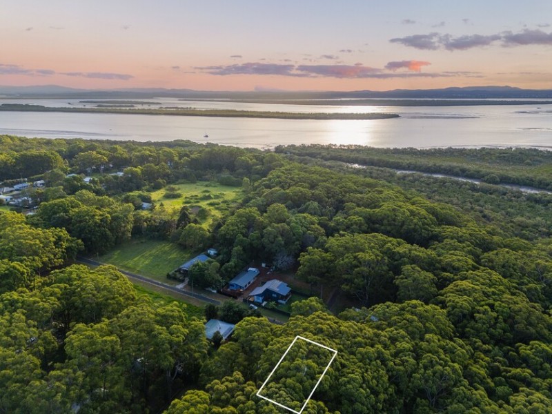 12 Oaklea Street, Russell Island QLD 4184