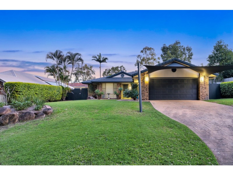 16 Ponderosa Place, Forest Lake QLD 4078