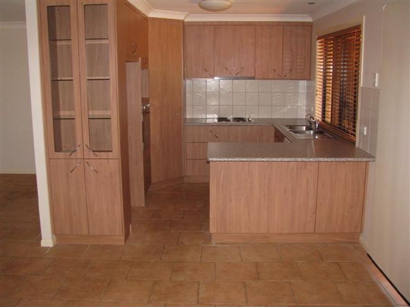 19 Seaholly Crt, Victoria Point QLD 4165