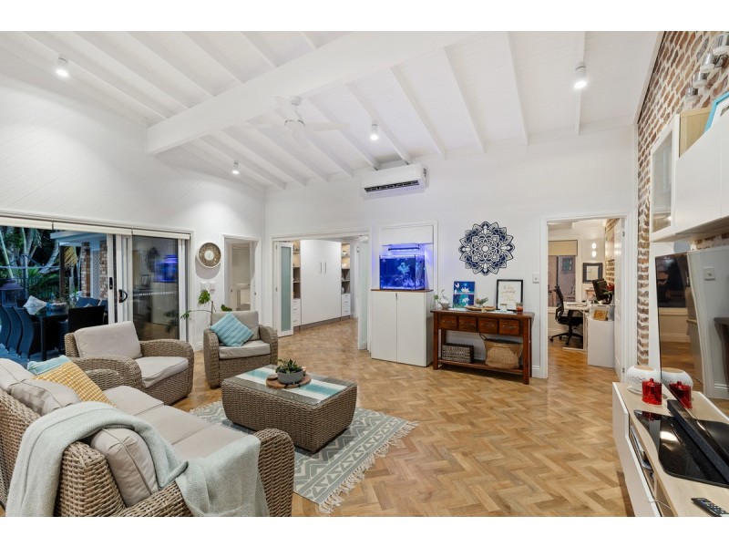 17 Lancewood Street, Victoria Point QLD 4165