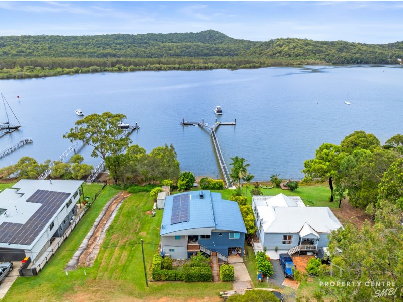 99 Wahine Drive, Russell Island QLD 4184