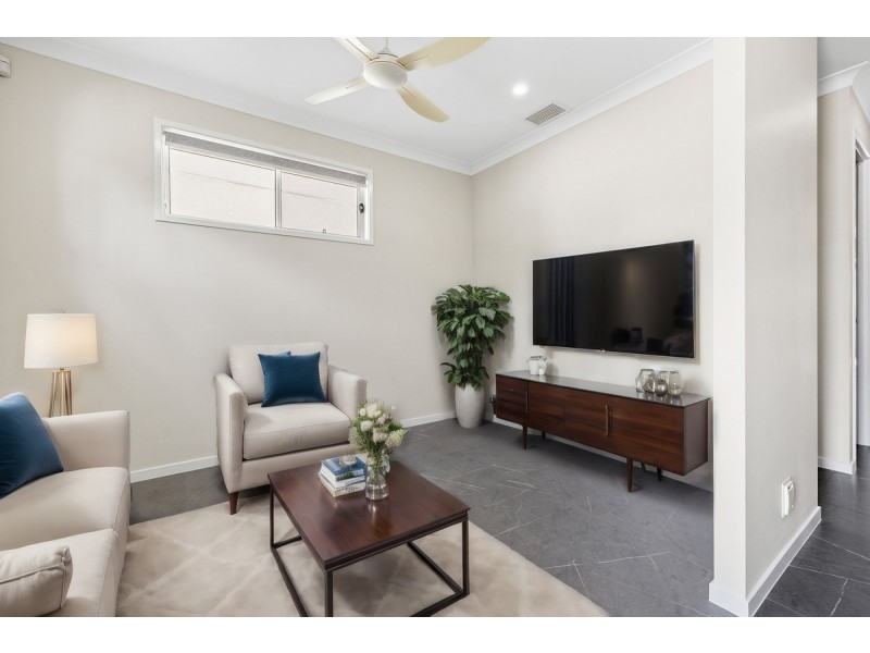 13/100-106 Sturgeon Street, Ormiston QLD 4160