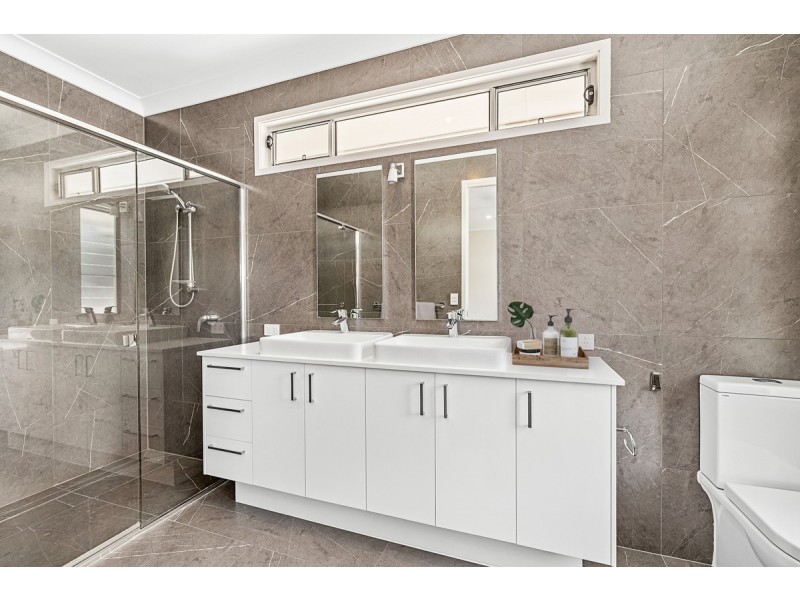 13/100-106 Sturgeon Street, Ormiston QLD 4160