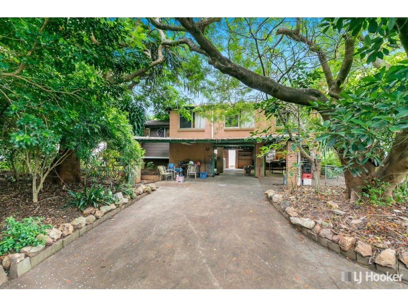 24 Stradbroke Street, Redland Bay QLD 4165