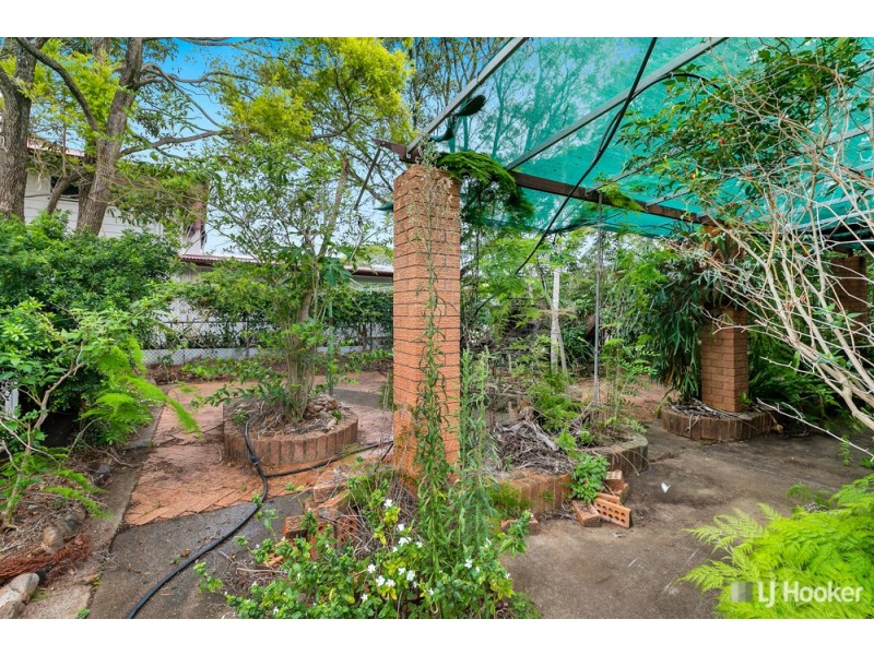 24 Stradbroke Street, Redland Bay QLD 4165