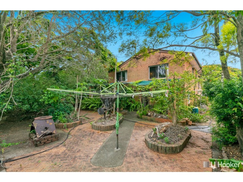24 Stradbroke Street, Redland Bay QLD 4165