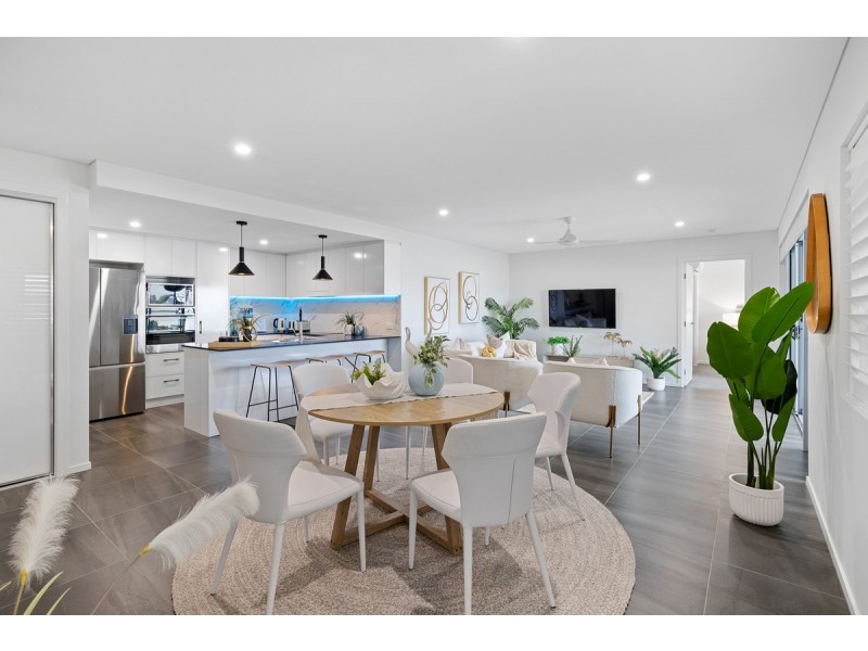 208/152-154 Middle Street, Cleveland QLD 4163