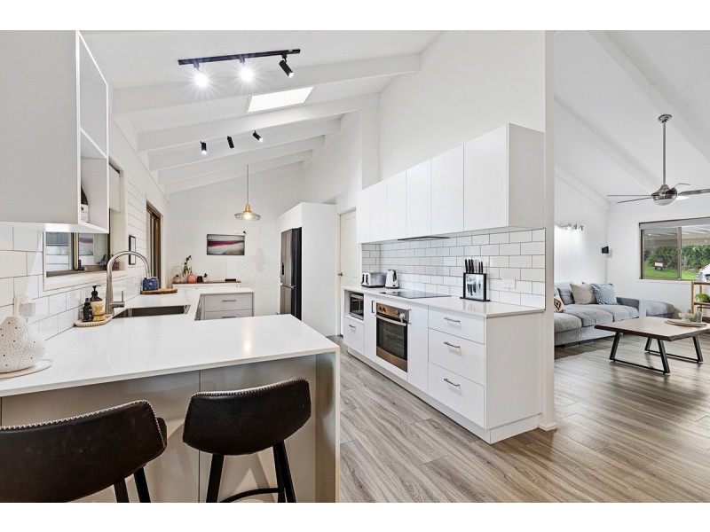 41 Rosella Street, Wellington Point QLD 4160