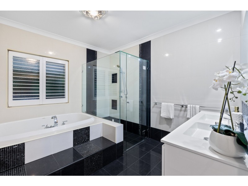 328-362 Schoeck Road, Sheldon QLD 4157