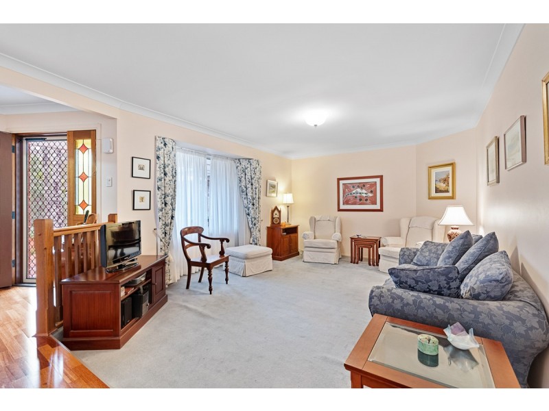 55 Kilmorey Street, Carindale QLD 4152