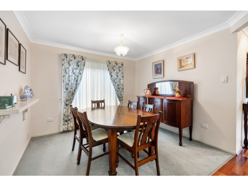 55 Kilmorey Street, Carindale QLD 4152