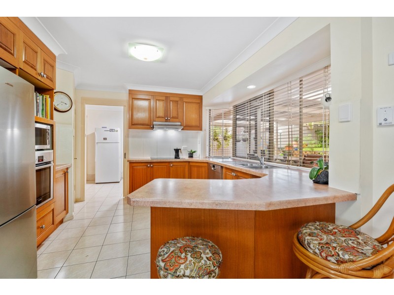 55 Kilmorey Street, Carindale QLD 4152