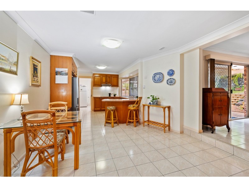 55 Kilmorey Street, Carindale QLD 4152