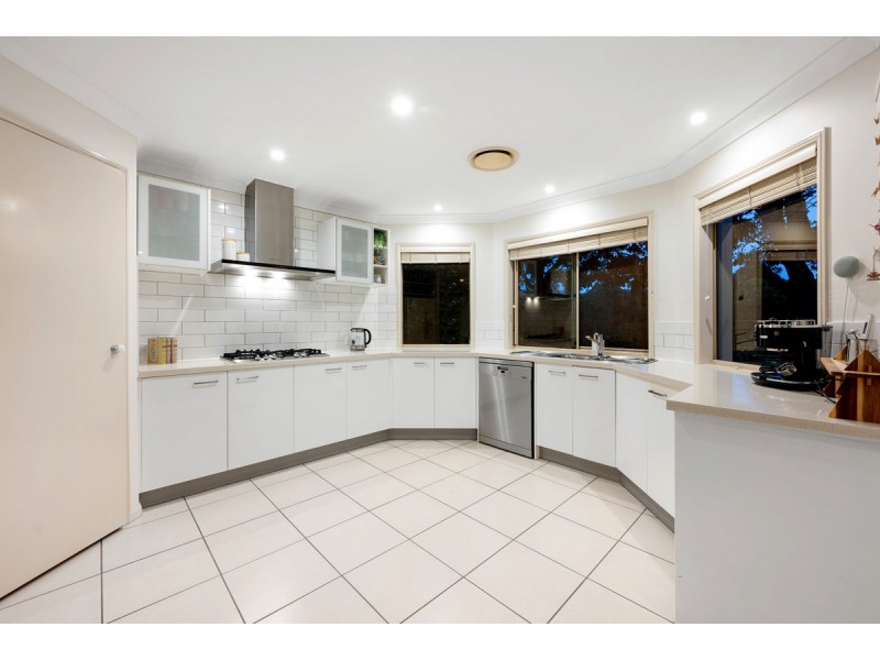 12 Brinley Place, Sinnamon Park QLD 4073