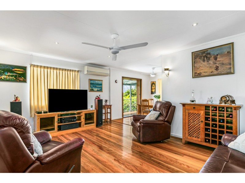 31-33 Wilkie Street, Redland Bay QLD 4165