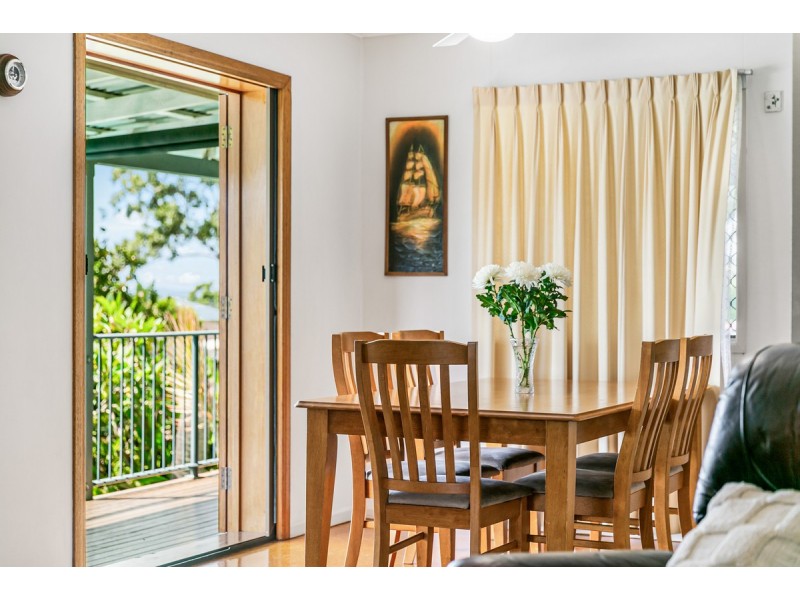 31-33 Wilkie Street, Redland Bay QLD 4165