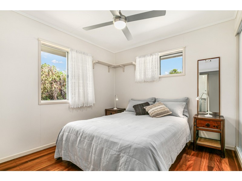 31-33 Wilkie Street, Redland Bay QLD 4165