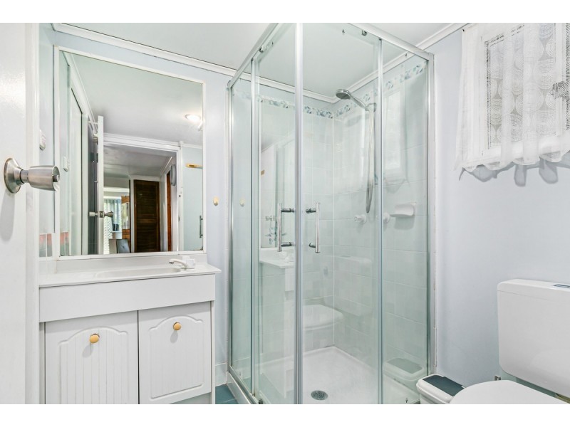 31-33 Wilkie Street, Redland Bay QLD 4165