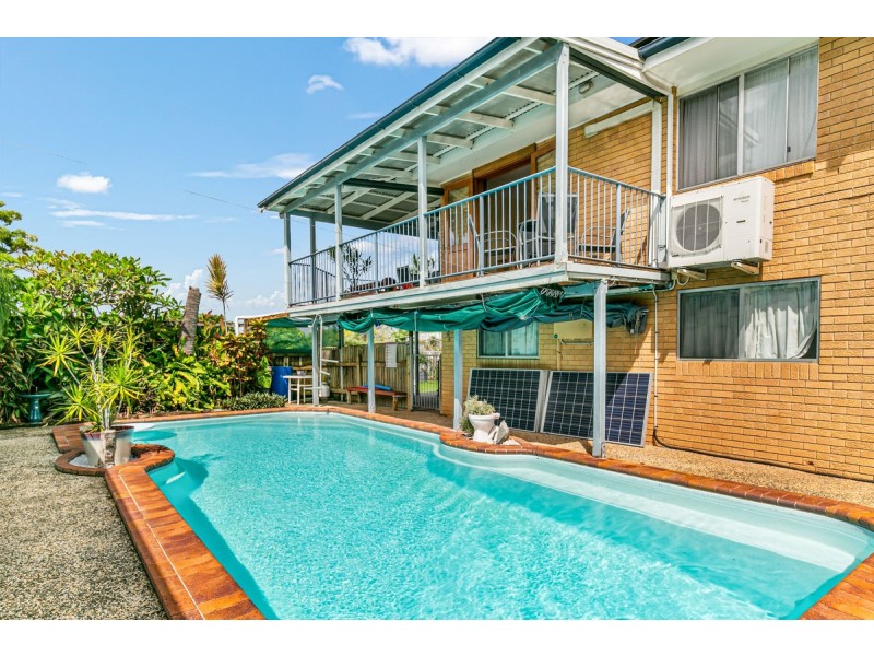 31-33 Wilkie Street, Redland Bay QLD 4165