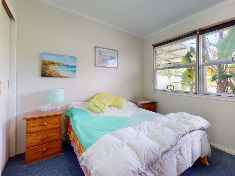 34 Kianawah Road, Wynnum West QLD 4178