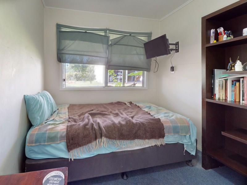 34 Kianawah Road, Wynnum West QLD 4178